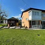 Villa Pool *